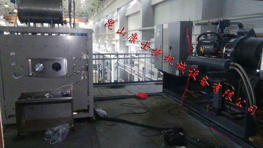 化工行業用鹽水低溫螺桿冷水機組,鹽水低溫螺桿式冷水機組特點